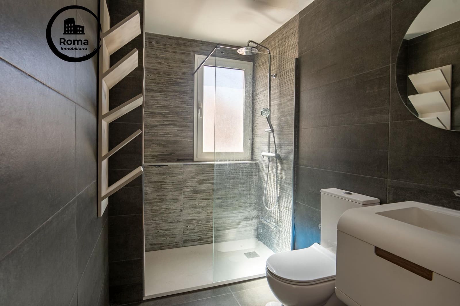 4 soverom Villa til salgs i Dilar med svømmebasseng garasje - € 280 000 (Ref: 9449445)