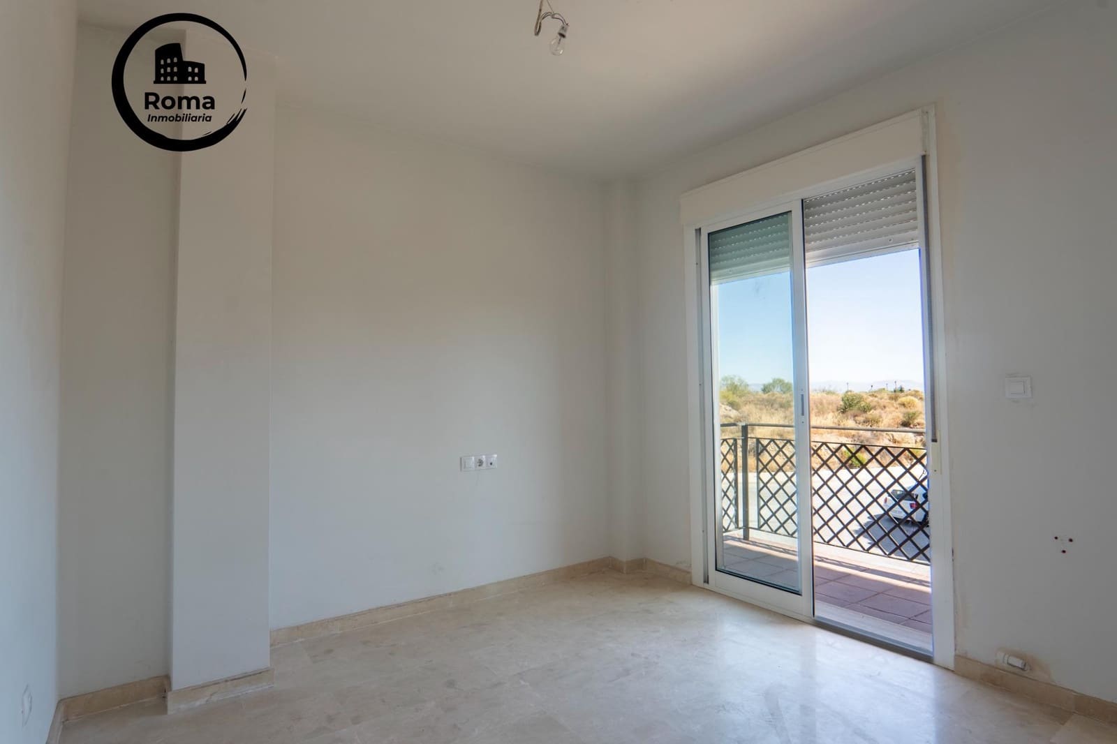 4 soverom Villa til salgs i Dilar med svømmebasseng garasje - € 280 000 (Ref: 9449445)