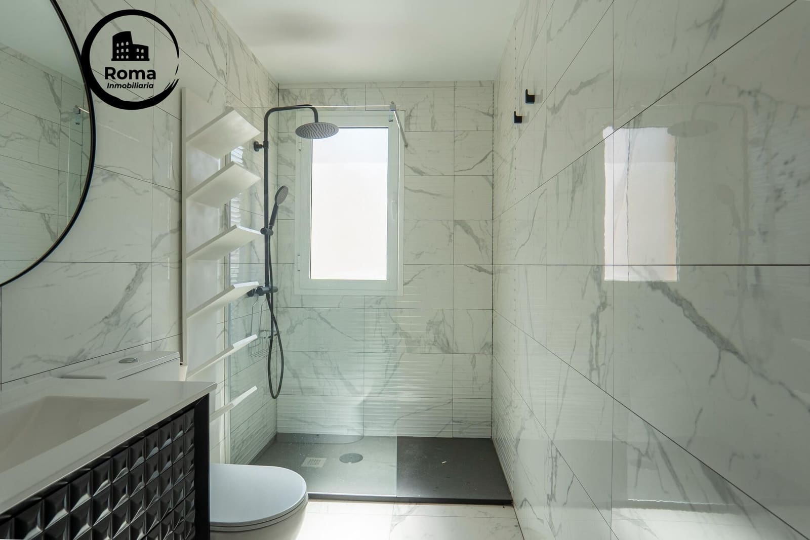 4 soverom Villa til salgs i Dilar med svømmebasseng garasje - € 280 000 (Ref: 9449445)