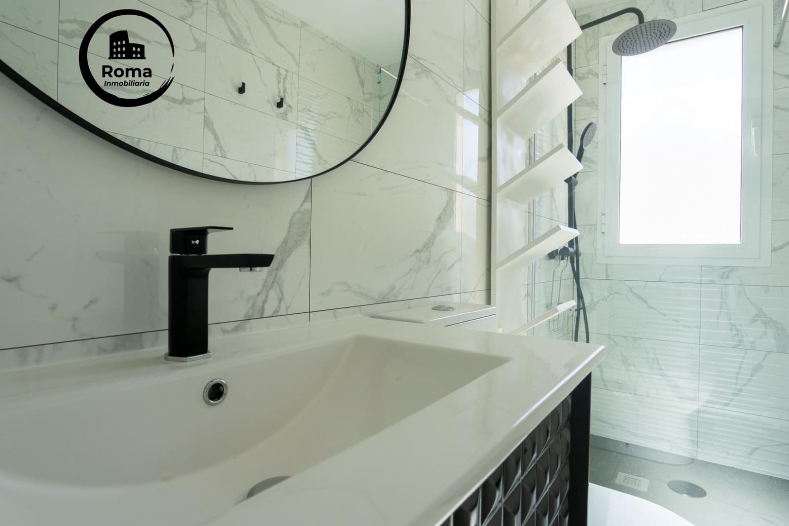 4 soverom Villa til salgs i Dilar med svømmebasseng garasje - € 280 000 (Ref: 9449445)