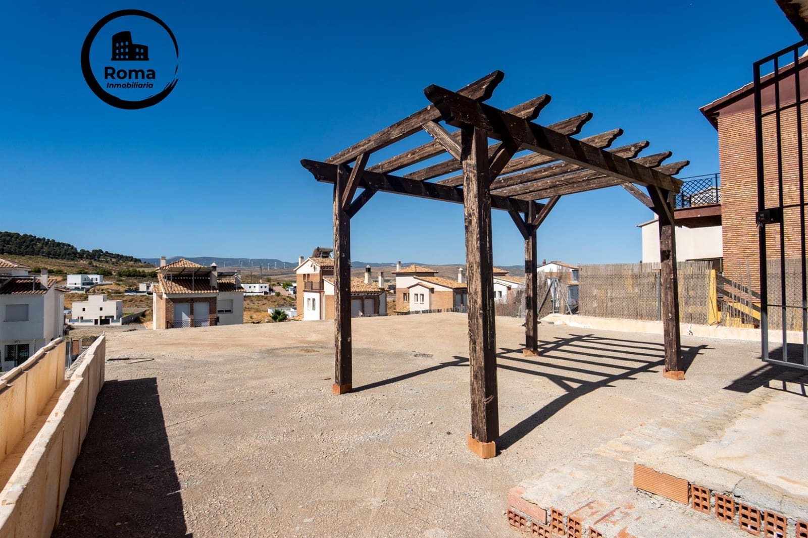 4 soverom Villa til salgs i Dilar med svømmebasseng garasje - € 280 000 (Ref: 9449445)