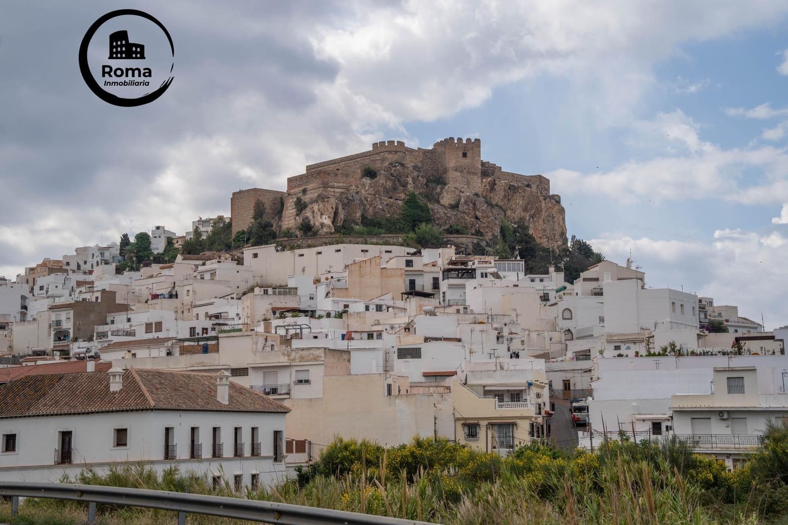 Byggetomt til salgs i Salobrena - € 2 000 000 (Ref: 9449449)