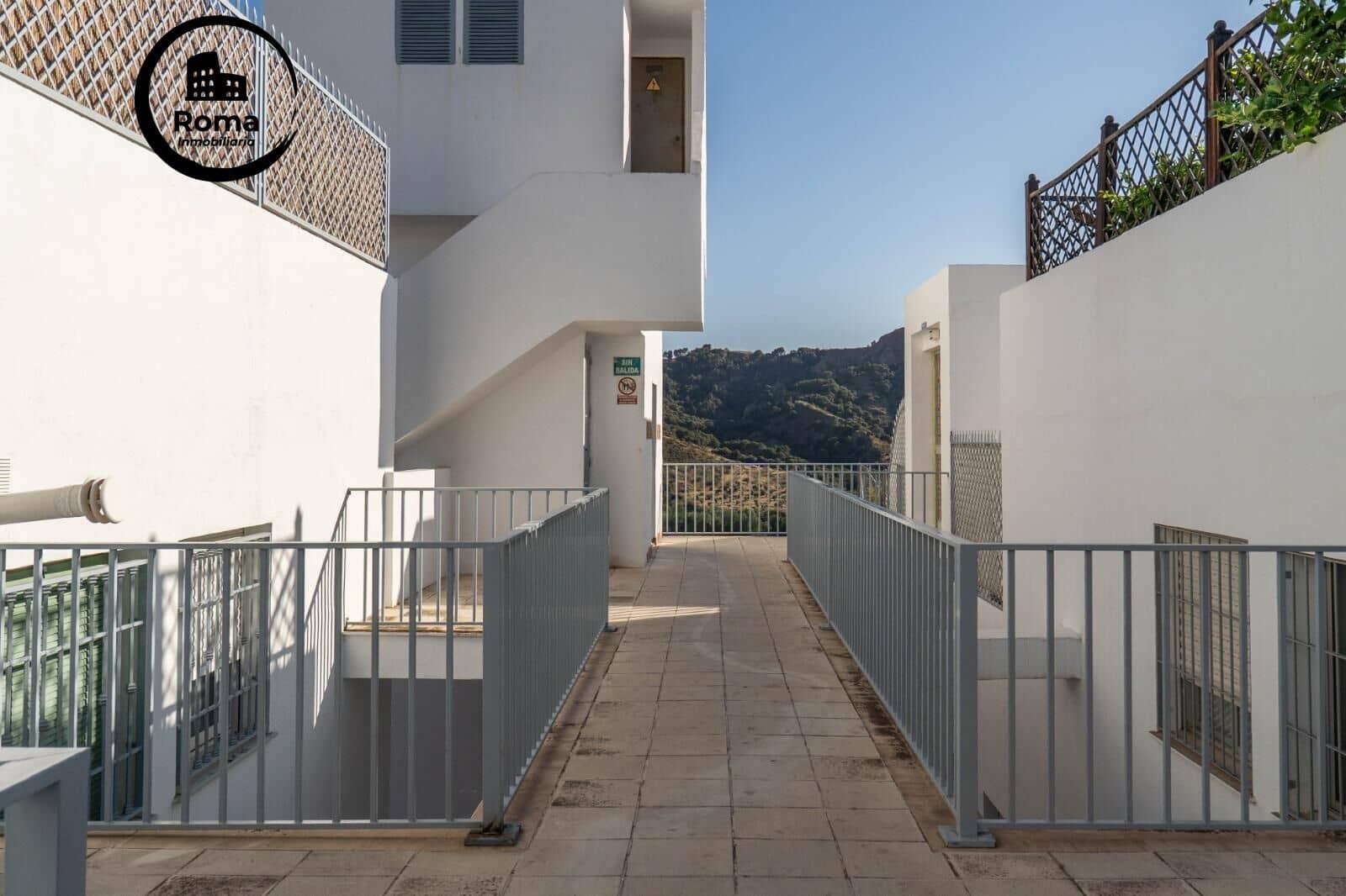 Garage til salg i Cenes de la Vega - € 9.000 (Ref: 9449452)