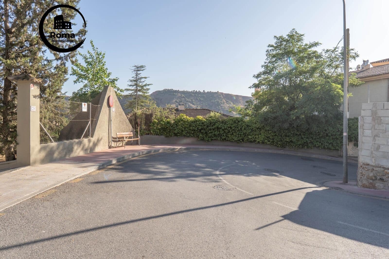 Garage til salg i Cenes de la Vega - € 9.000 (Ref: 9449452)