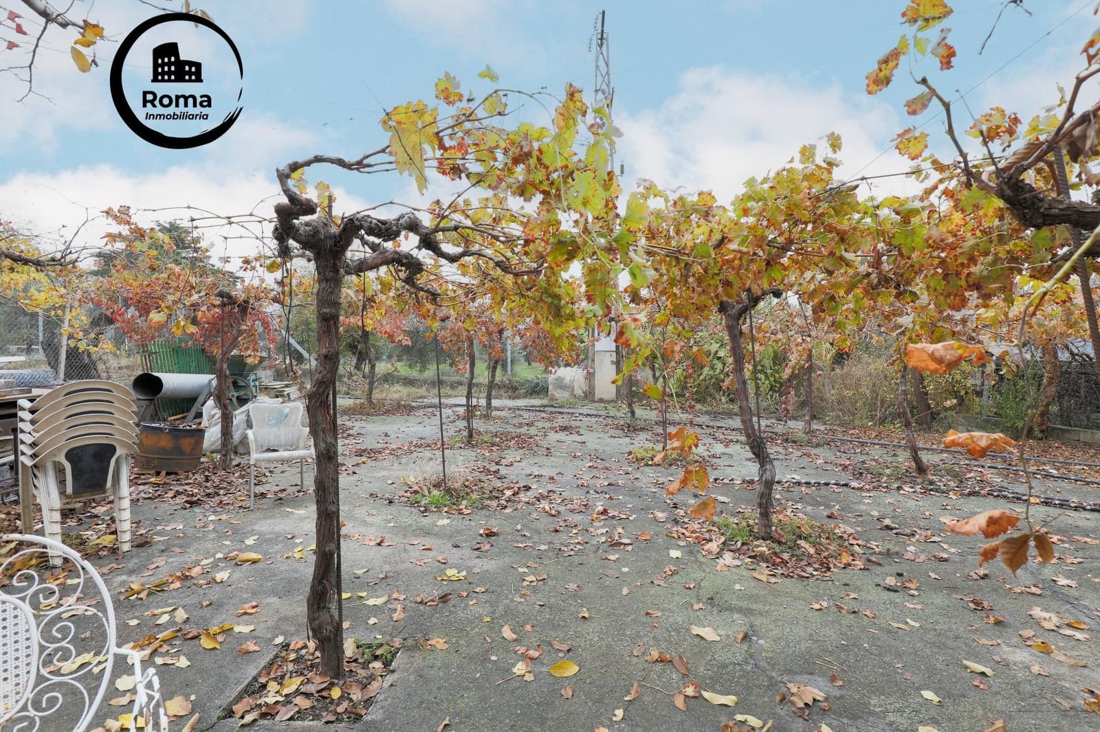 Finca/Landhuis te koop in Gojar met garage - € 208.000 (Ref: 9450307)