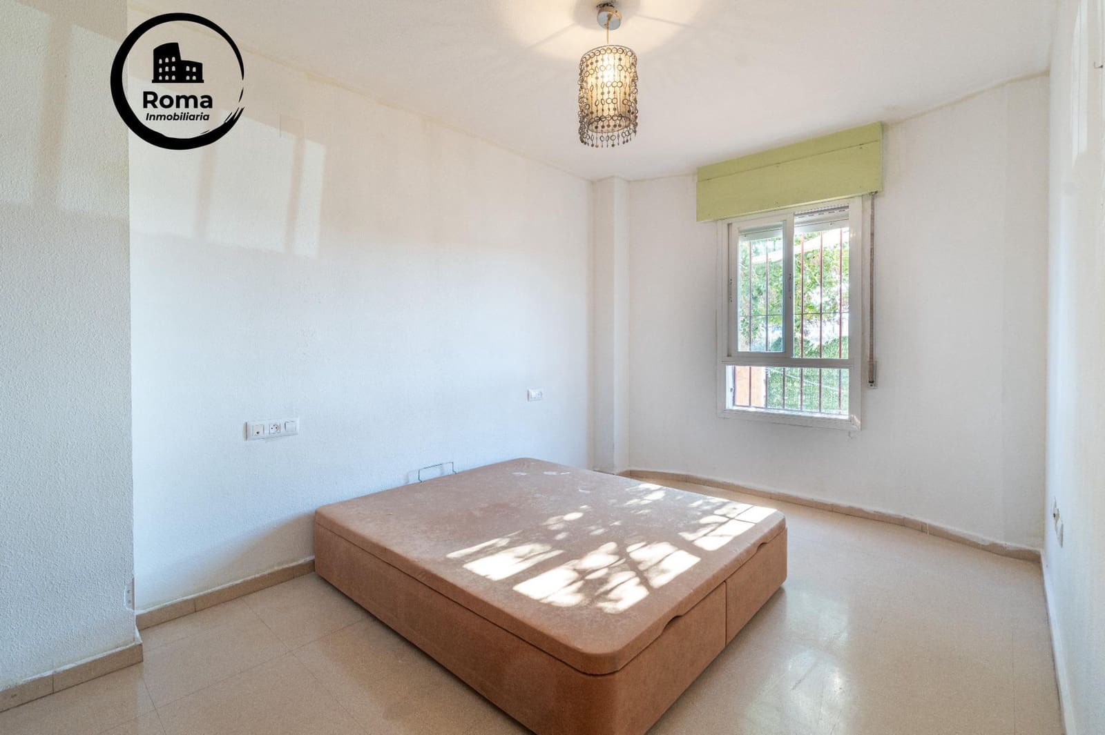 3 soveværelse Lejlighed til salg i Maracena med garage - € 189.000 (Ref: 9450308)