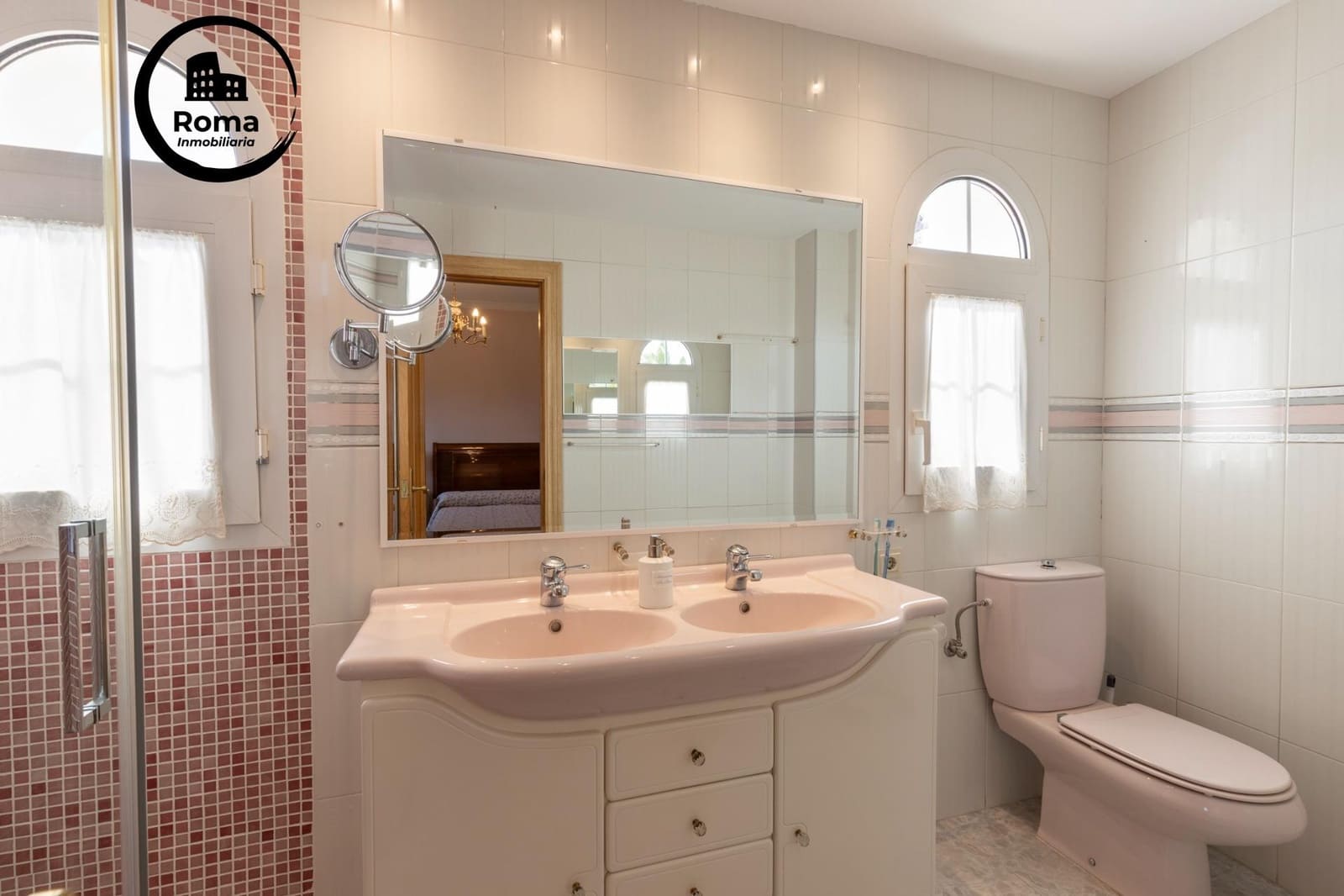 5 sovrum Villa till salu i Gojar med pool garage - 467 000 € (Ref: 9450311)