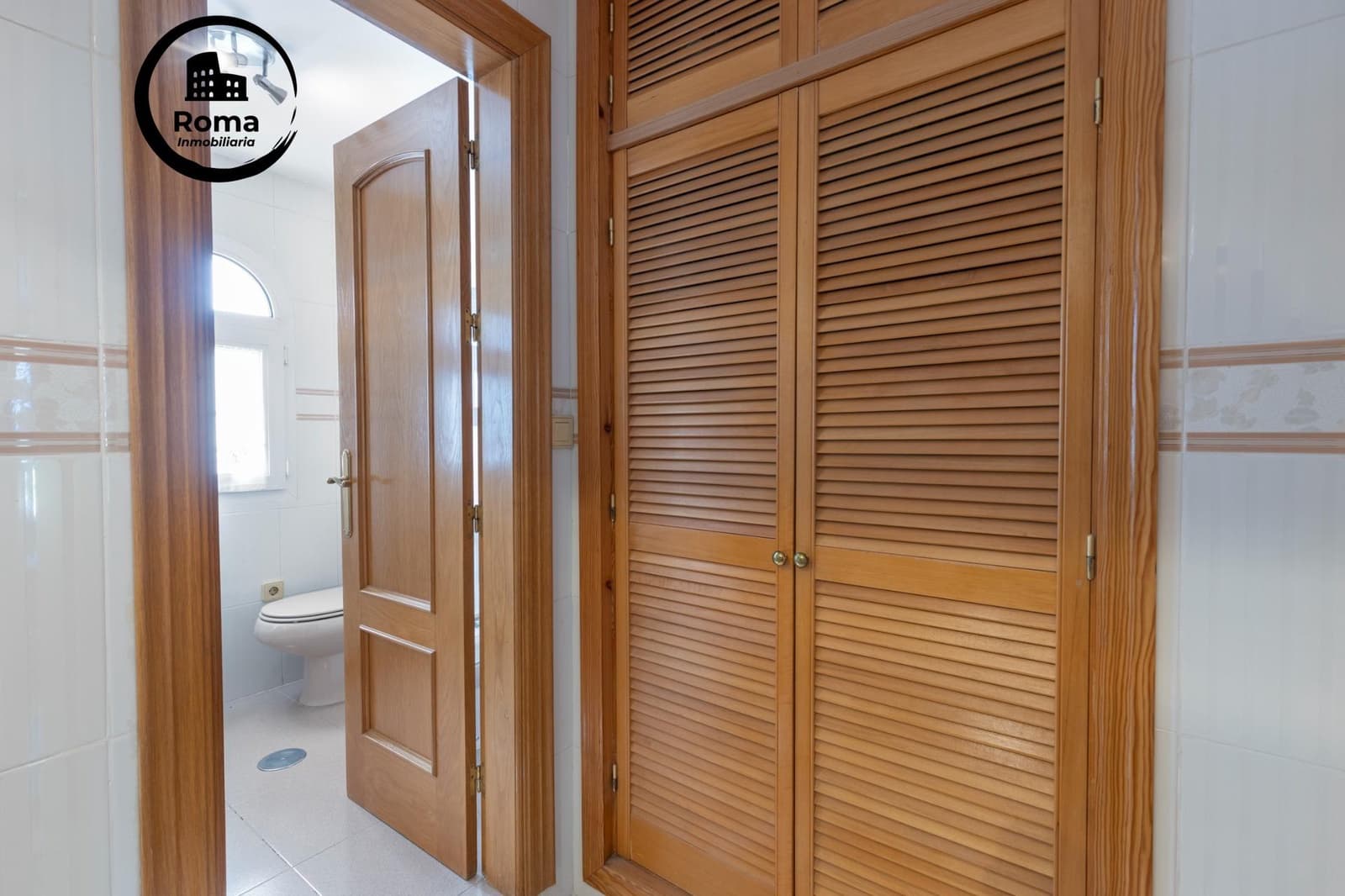 5 sovrum Villa till salu i Gojar med pool garage - 467 000 € (Ref: 9450311)