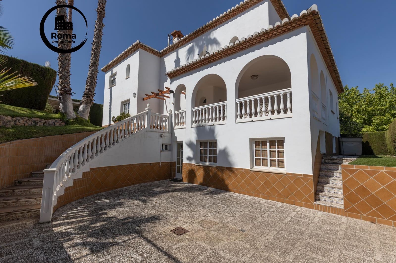 5 sovrum Villa till salu i Gojar med pool garage - 467 000 € (Ref: 9450311)