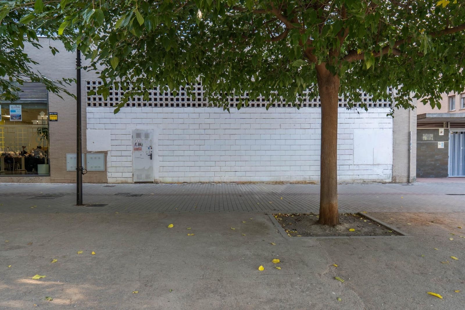 Erhverv til salg i Granada by - € 299.000 (Ref: 9450313)