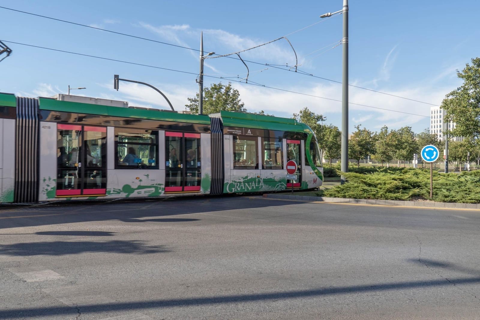 Erhverv til salg i Granada by - € 299.000 (Ref: 9450313)