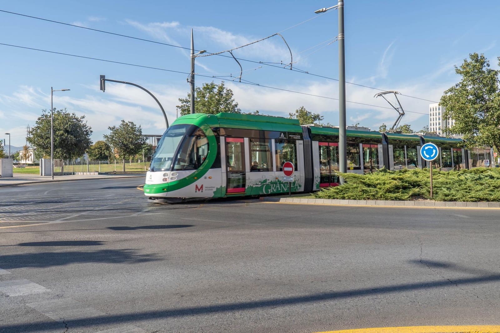 Erhverv til salg i Granada by - € 299.000 (Ref: 9450313)