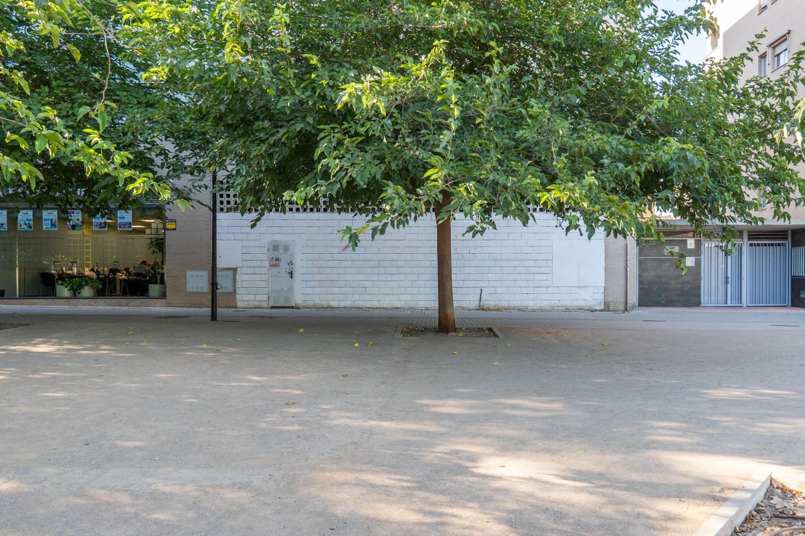 Erhverv til salg i Granada by - € 299.000 (Ref: 9450313)