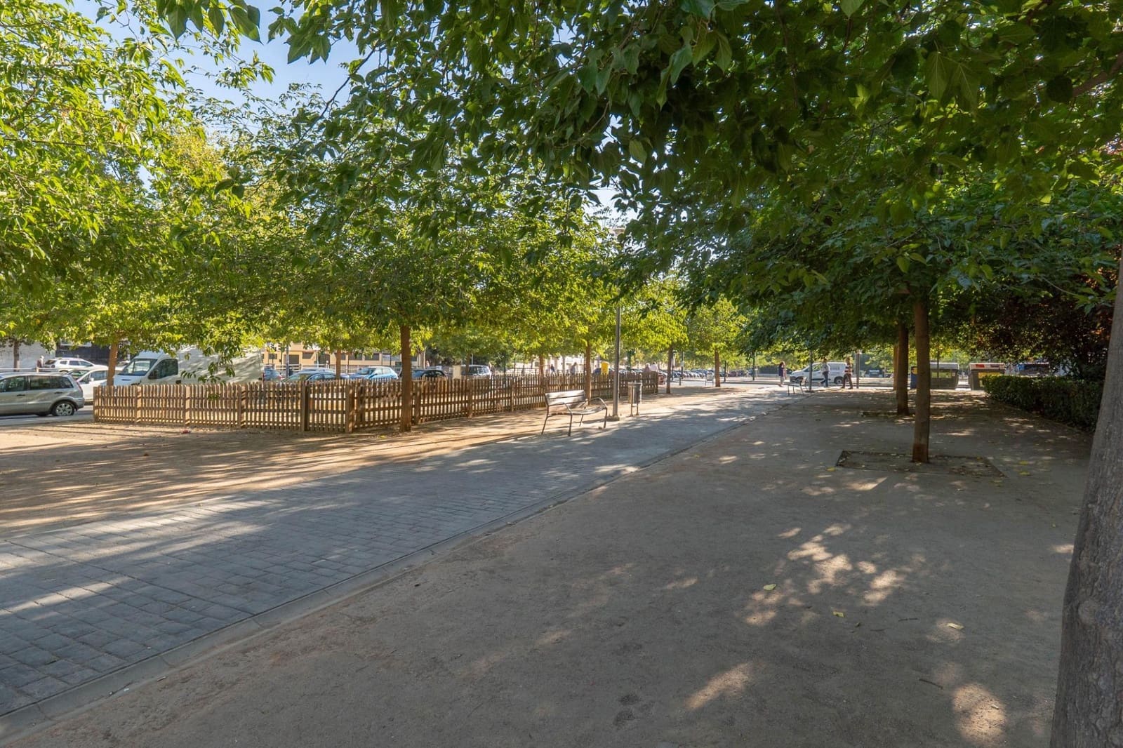 Erhverv til salg i Granada by - € 299.000 (Ref: 9450313)