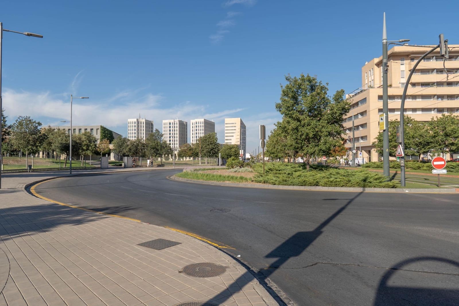 Erhverv til salg i Granada by - € 299.000 (Ref: 9450313)