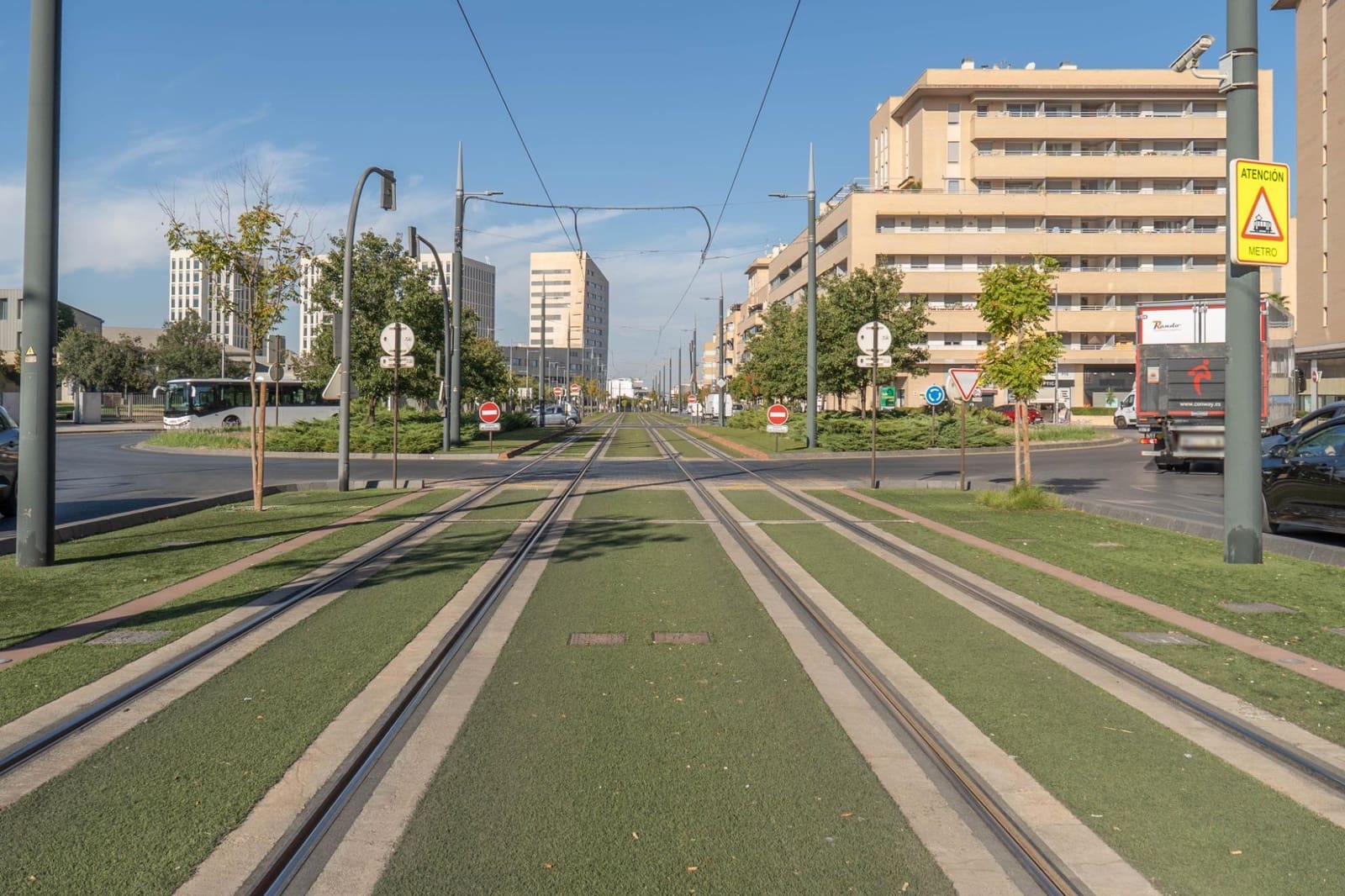 Erhverv til salg i Granada by - € 299.000 (Ref: 9450313)