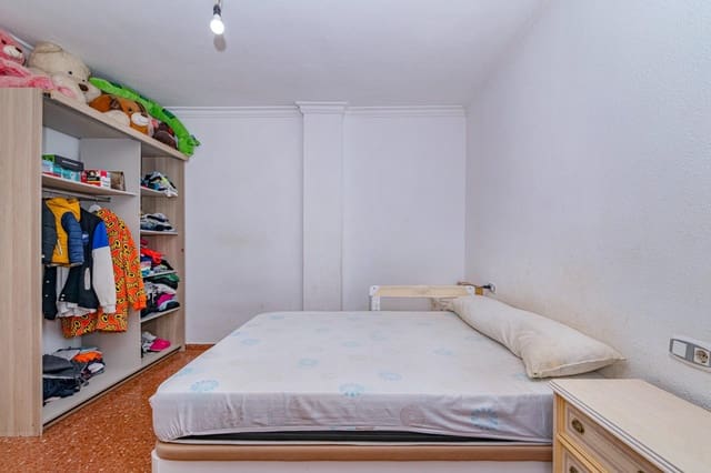 3 camera da letto Appartamento in vendita in Granada città con garage - 114.900 € (Rif: 9450318)