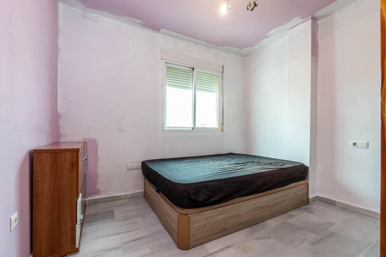 2 sovrum Takvåning till salu i Las Gabias - 130 000 € (Ref: 9450319)