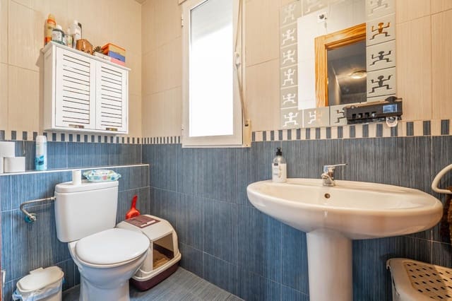 2 slaapkamer Penthouse te koop in Las Gabias - € 130.000 (Ref: 9450319)