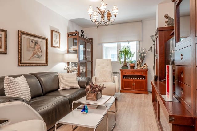 3 soverom Leilighet til salgs i Camino de Ronda - Rosaleda, Granada by - € 340 000 (Ref: 9450325)