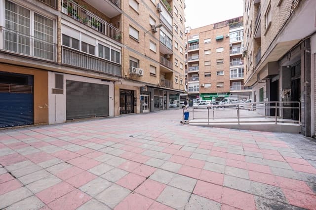 3 soverom Leilighet til salgs i Camino de Ronda - Rosaleda, Granada by - € 340 000 (Ref: 9450325)
