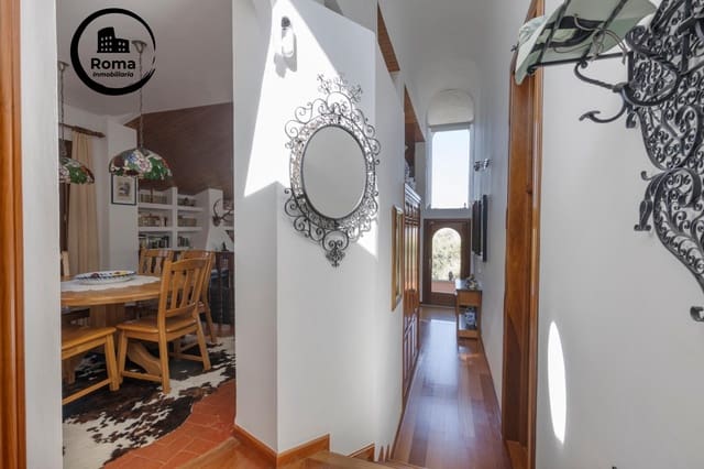 11 soveværelse Villa til salg i Huétor Vega med garage - € 850.000 (Ref: 9450330)