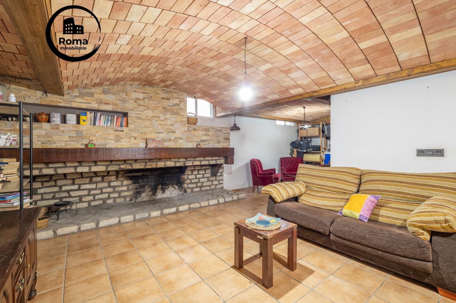 6 slaapkamer Villa te koop in Otura met zwembad garage - € 445.000 (Ref: 9456417)