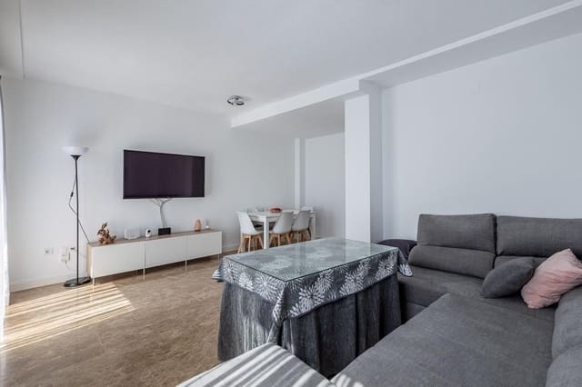 3 slaapkamer Rijtjeshuis te koop in Ogíjares met garage - € 225.000 (Ref: 9456418)