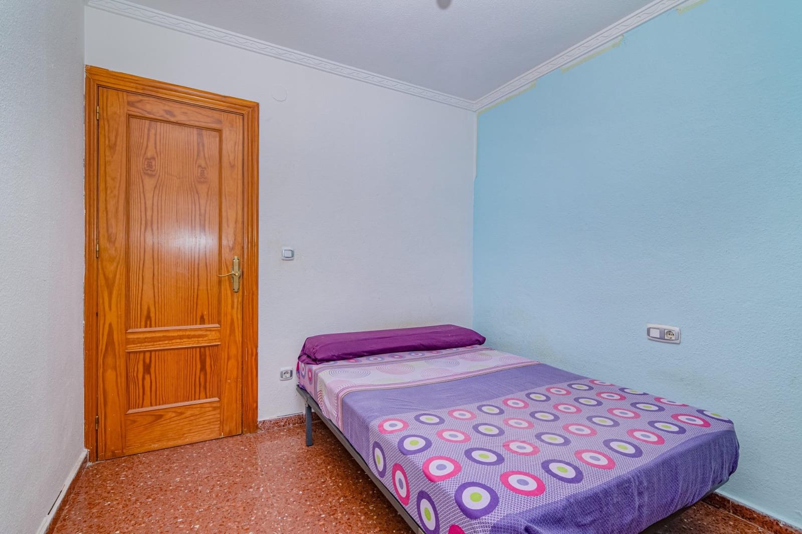 3 slaapkamer Flat te koop in Granada stad met garage - € 114.900 (Ref: 9456420)