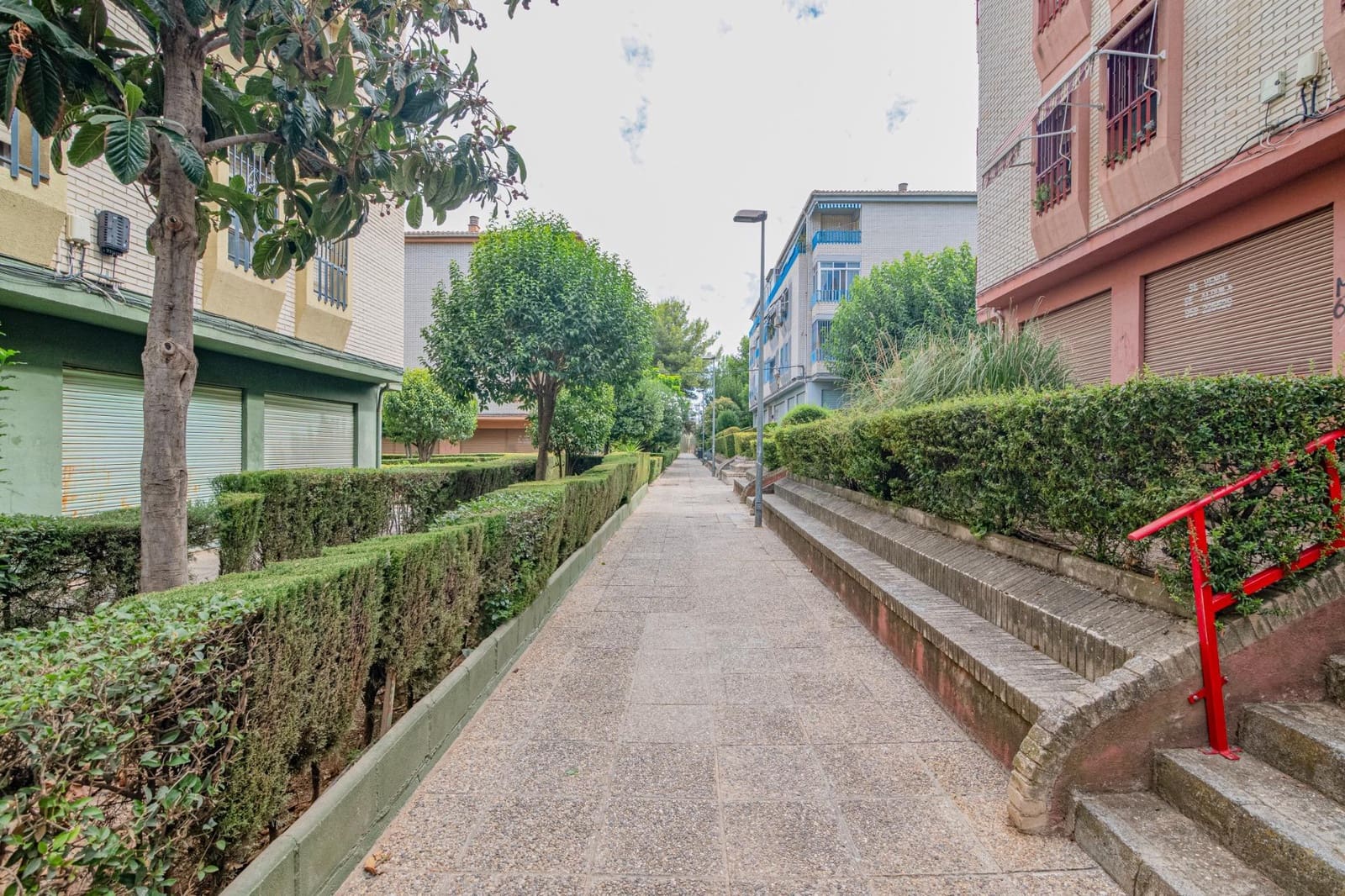 3 slaapkamer Flat te koop in Granada stad met garage - € 114.900 (Ref: 9456420)