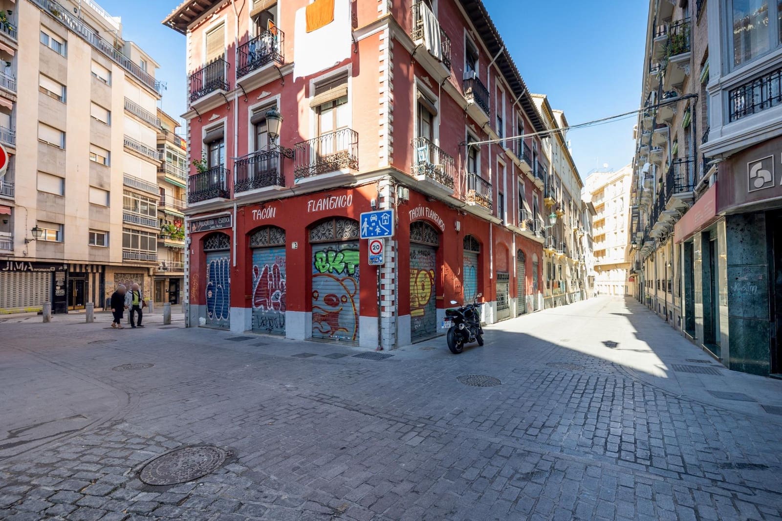 Local Comercial en Granada ciudad en venta - 75.000 € (Ref: 9456424)