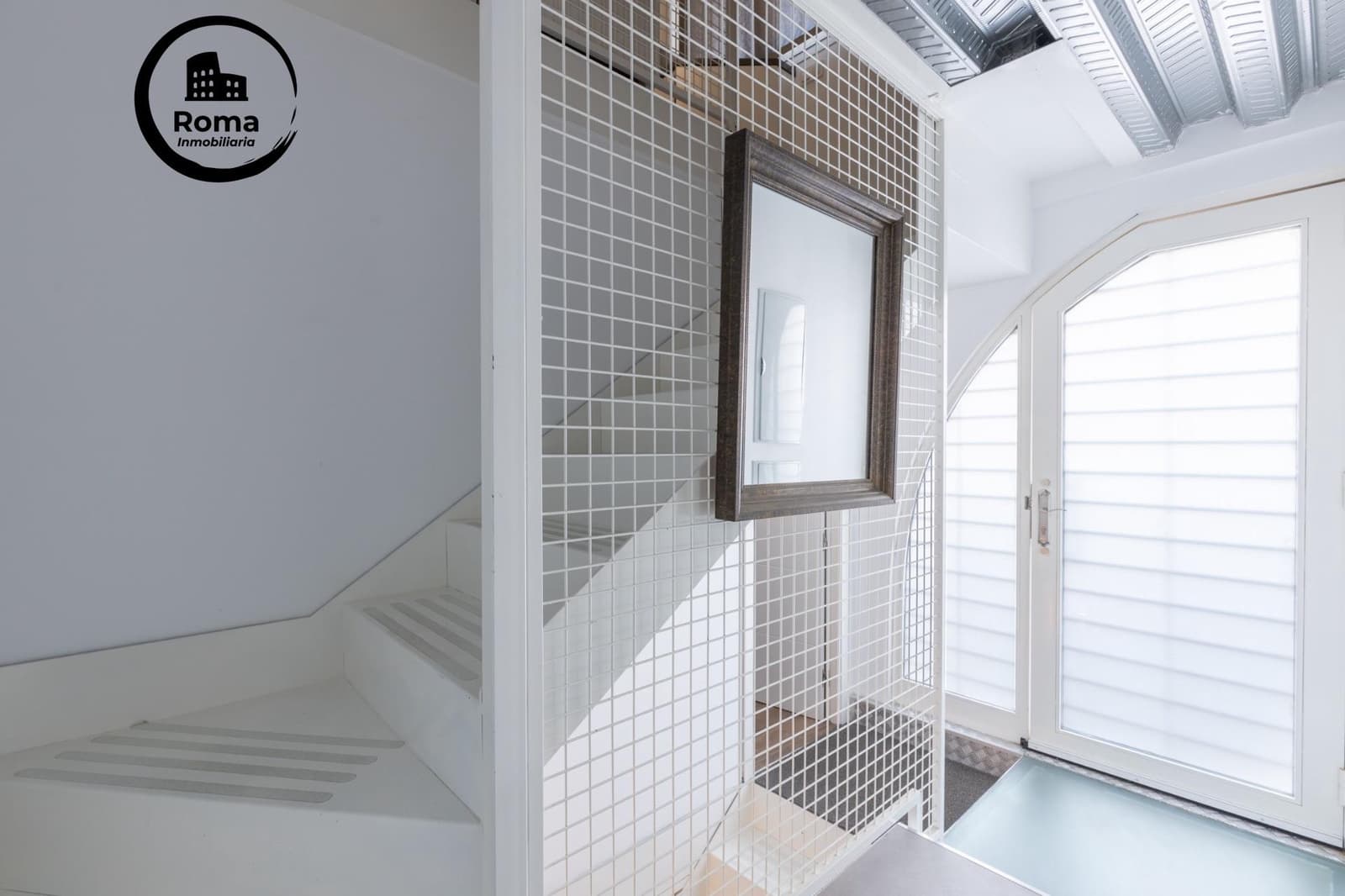 Casa de 2 habitaciones en Granada ciudad en venta con garaje - 340.000 € (Ref: 9456433)