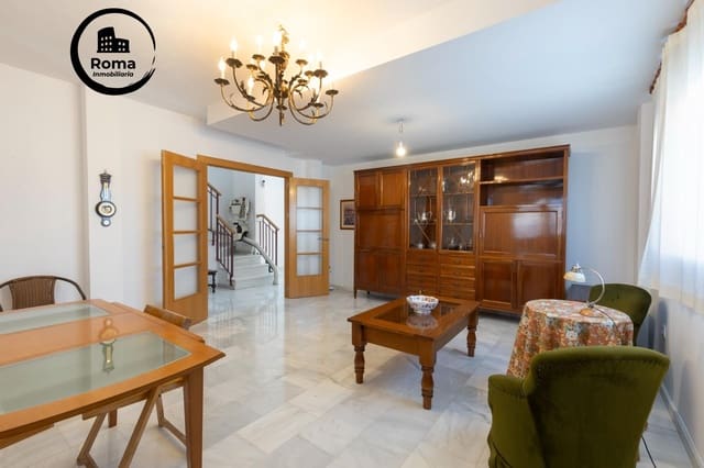 5 camera da letto Villetta Bifamiliare in vendita in Huétor Vega con garage - 340.000 € (Rif: 9456436)