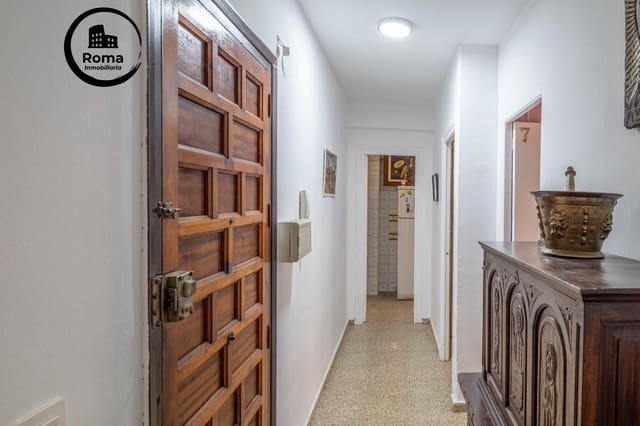 Piso de 3 habitaciones en Granada ciudad en venta - 215.000 € (Ref: 9462473)