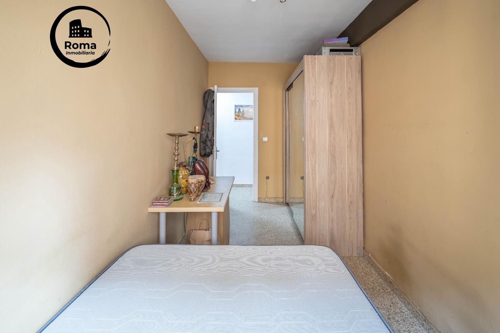 Piso de 3 habitaciones en Granada ciudad en venta - 215.000 € (Ref: 9462473)