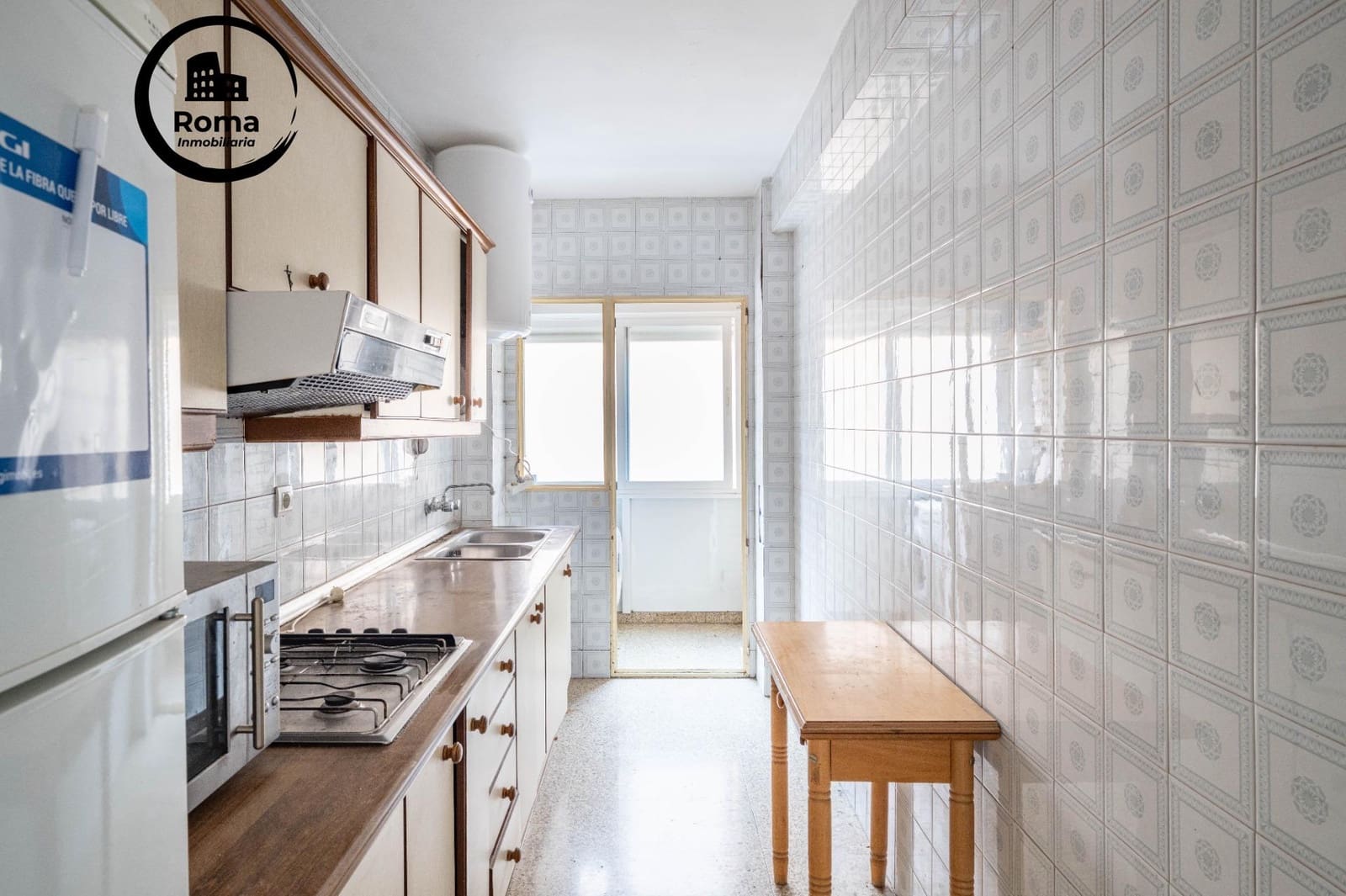 Piso de 3 habitaciones en Granada ciudad en venta - 215.000 € (Ref: 9462473)