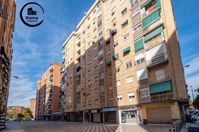 Piso de 3 habitaciones en Granada ciudad en venta - 215.000 € (Ref: 9462473)