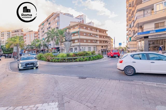 4 makuuhuone Asunto myytävänä paikassa Motril mukana 
autotalli - 245 000 € (Ref: 9466038)