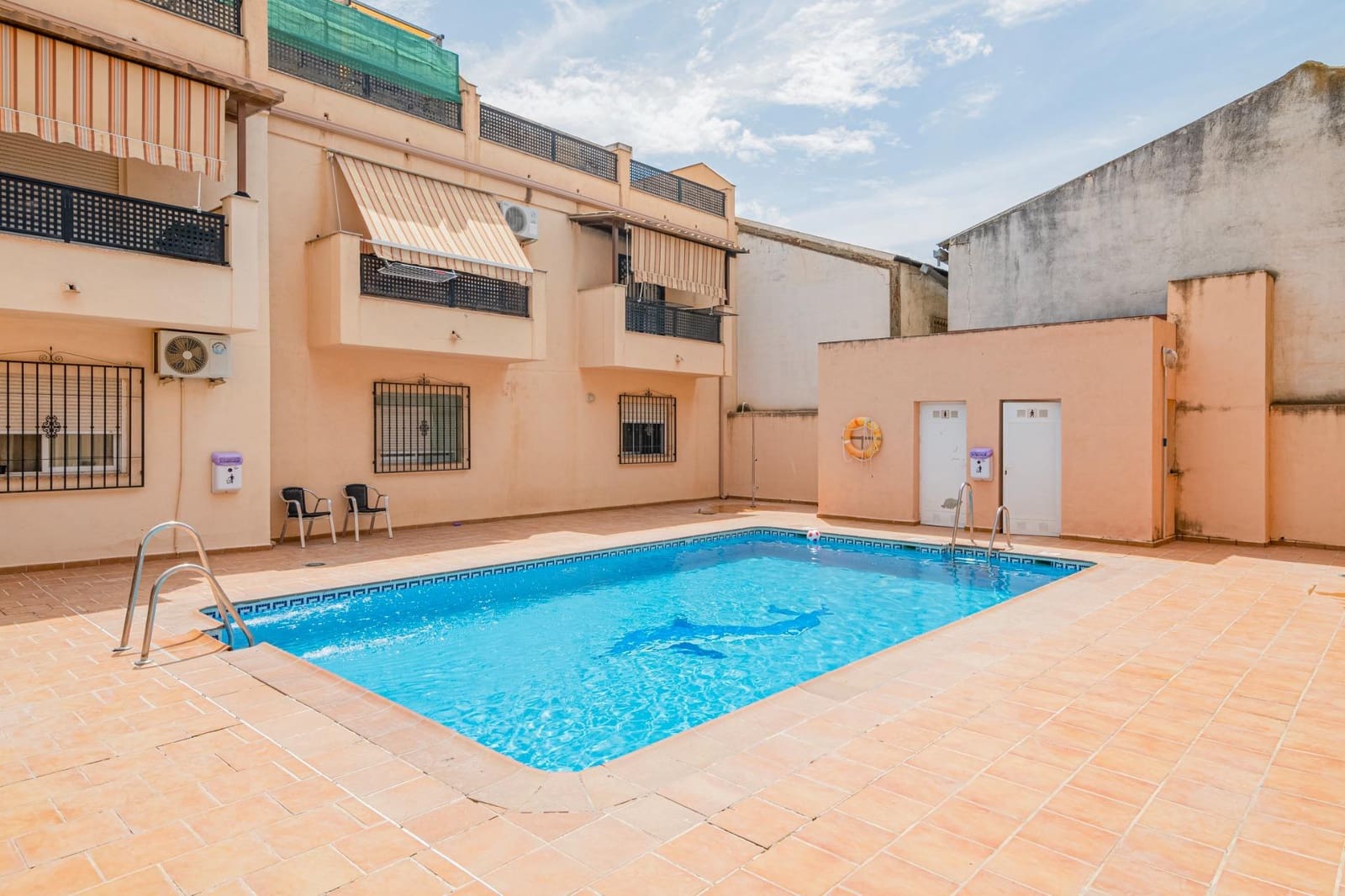 2 bedroom Flat for sale in Las Gabias with garage - € 156,000 (Ref: 9466039)