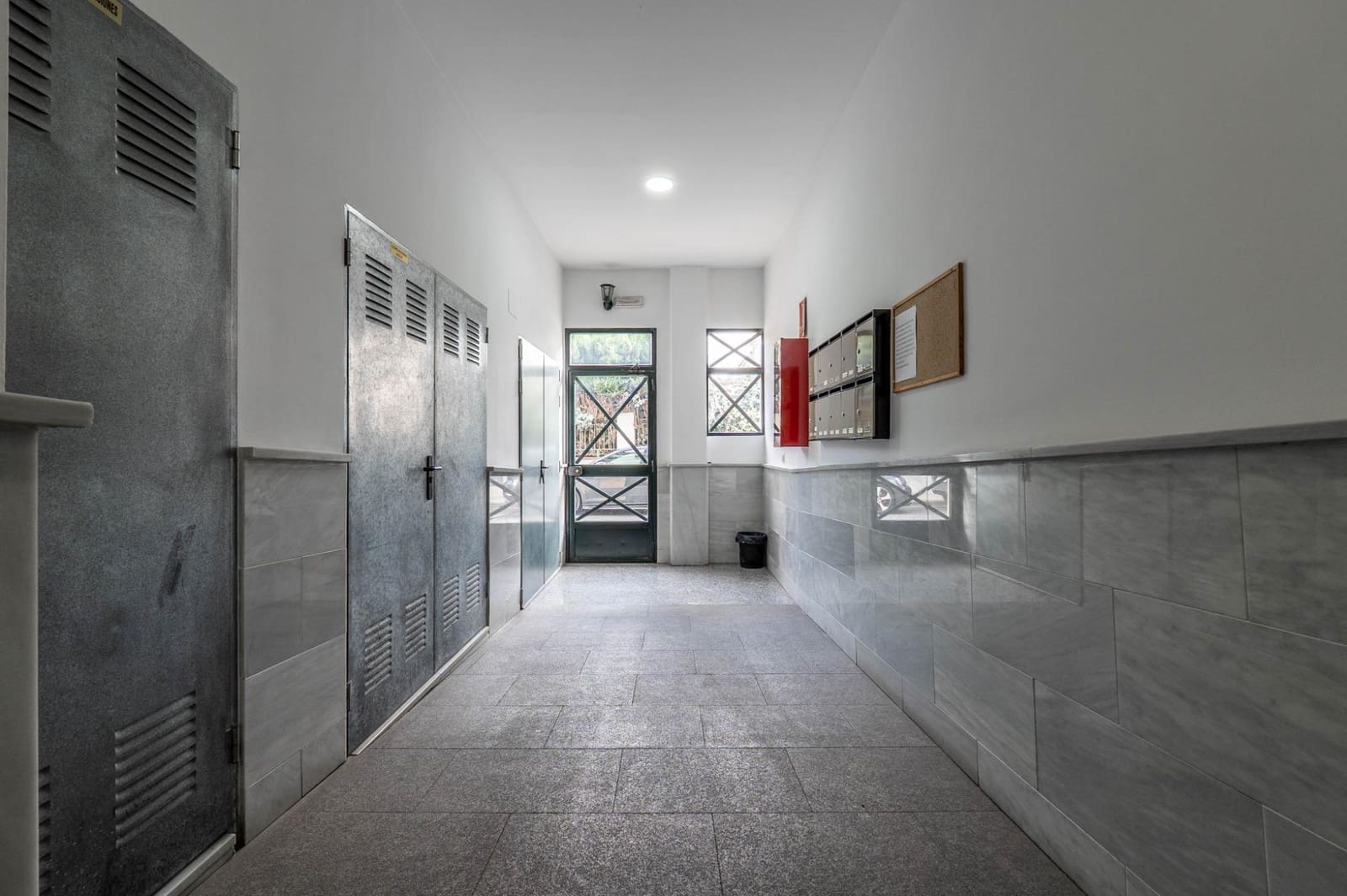 Ático de 2 habitaciones en Las Gabias en venta - 130.000 € (Ref: 9466040)