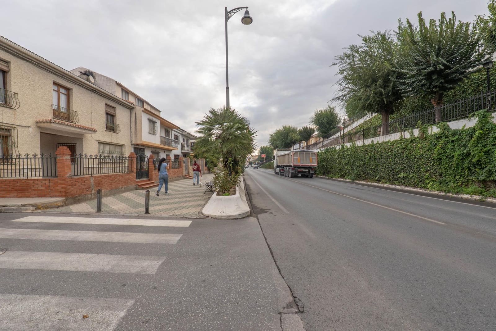 Ático de 2 habitaciones en Las Gabias en venta - 130.000 € (Ref: 9466040)