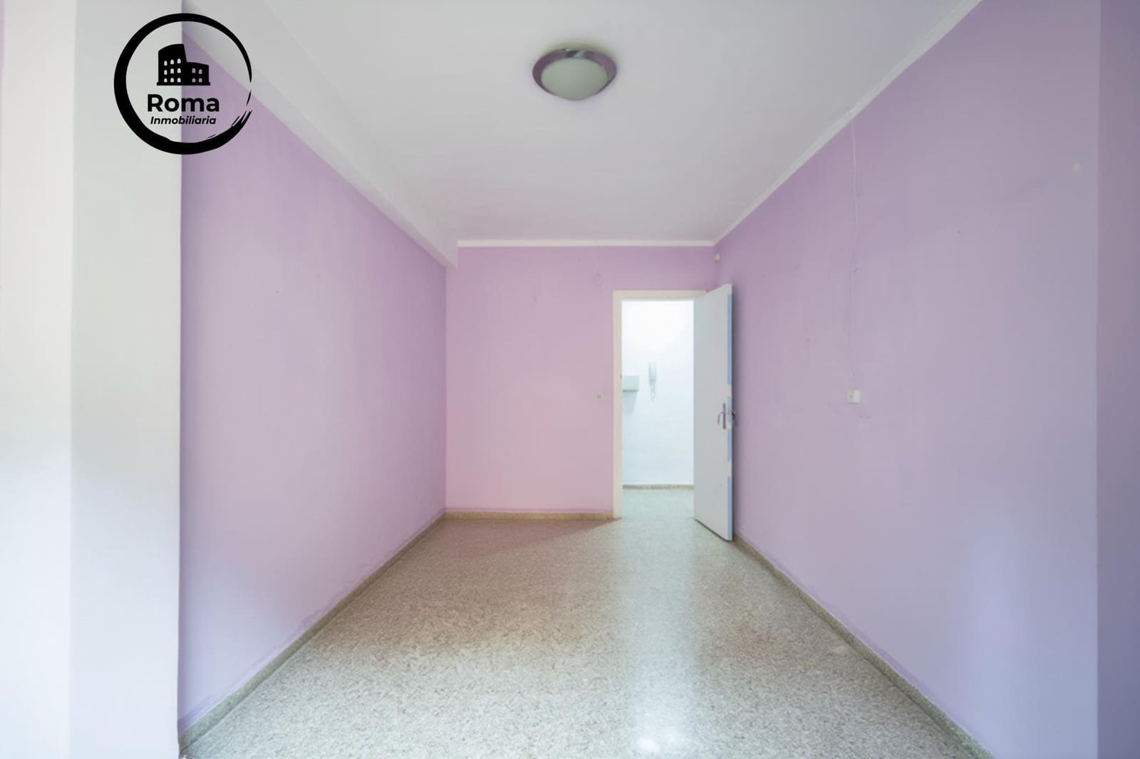 Piso de 3 habitaciones en Granada ciudad en venta - 215.000 € (Ref: 9466050)