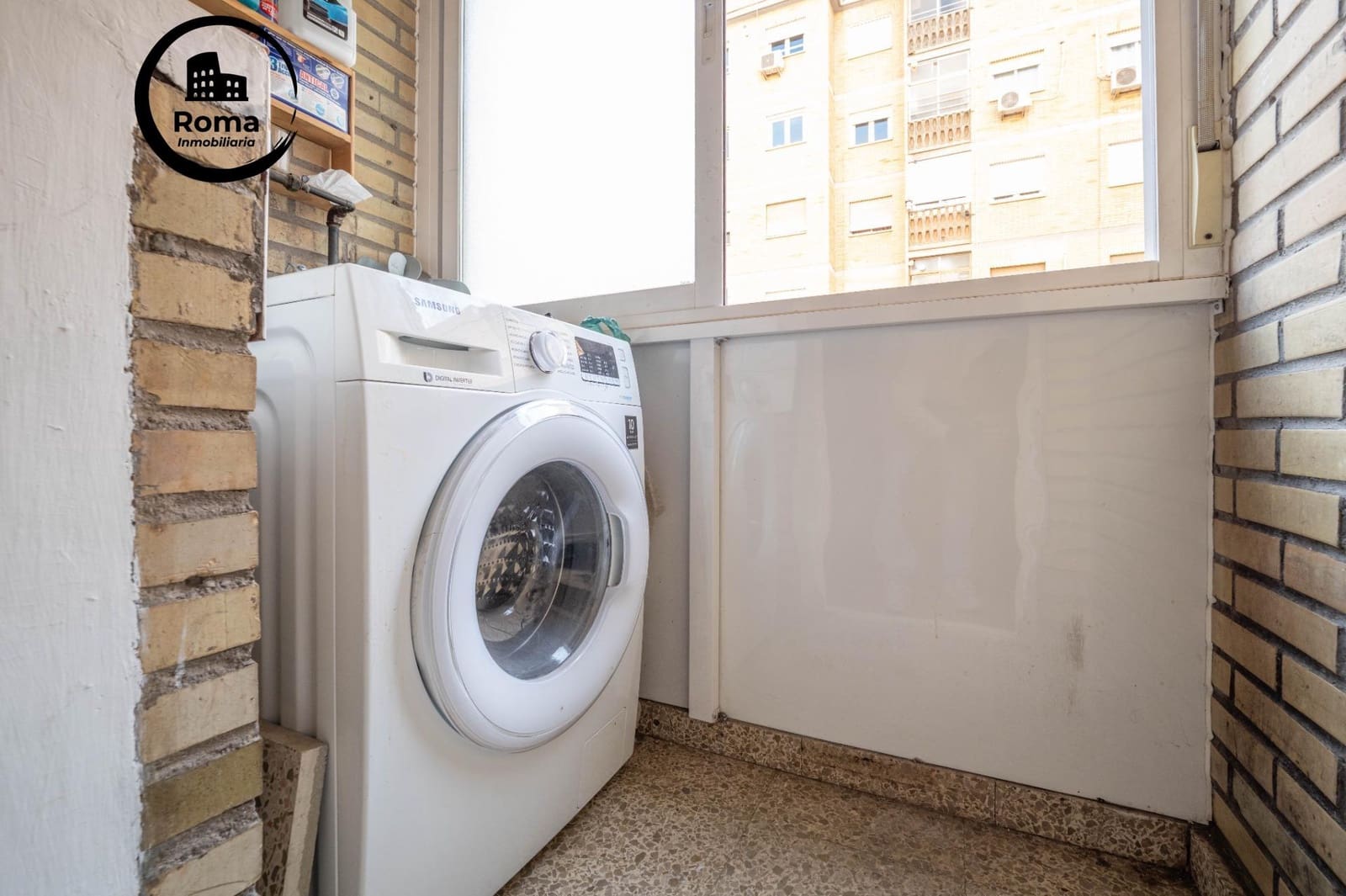 Piso de 3 habitaciones en Granada ciudad en venta - 215.000 € (Ref: 9466050)