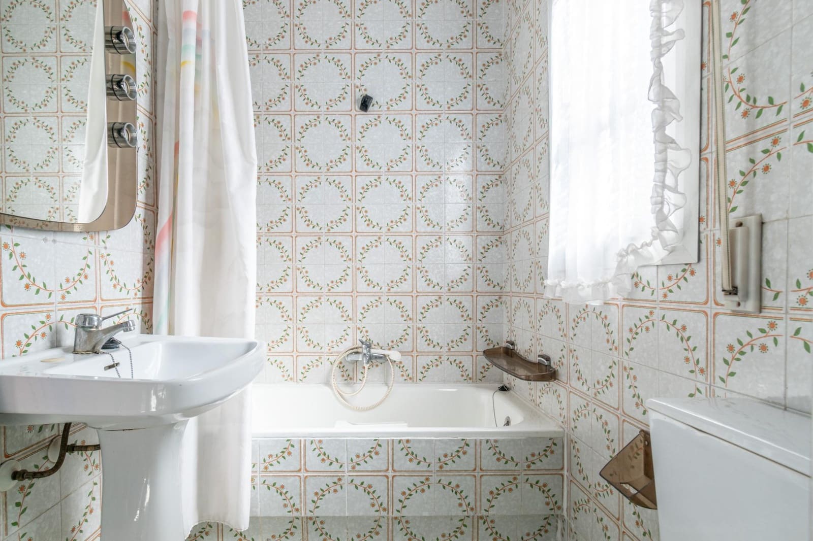 Adosado de 5 habitaciones en Armilla en venta - 239.000 € (Ref: 9466052)