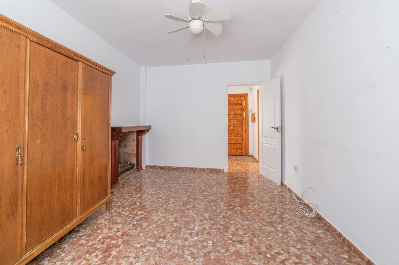 4 slaapkamer Villa te koop in Otura met zwembad garage - € 319.000 (Ref: 9466054)