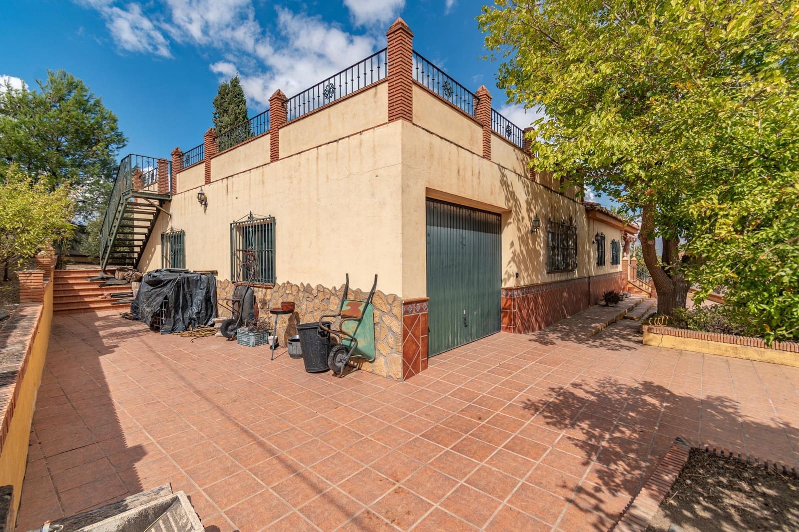 4 slaapkamer Villa te koop in Otura met zwembad garage - € 319.000 (Ref: 9466054)