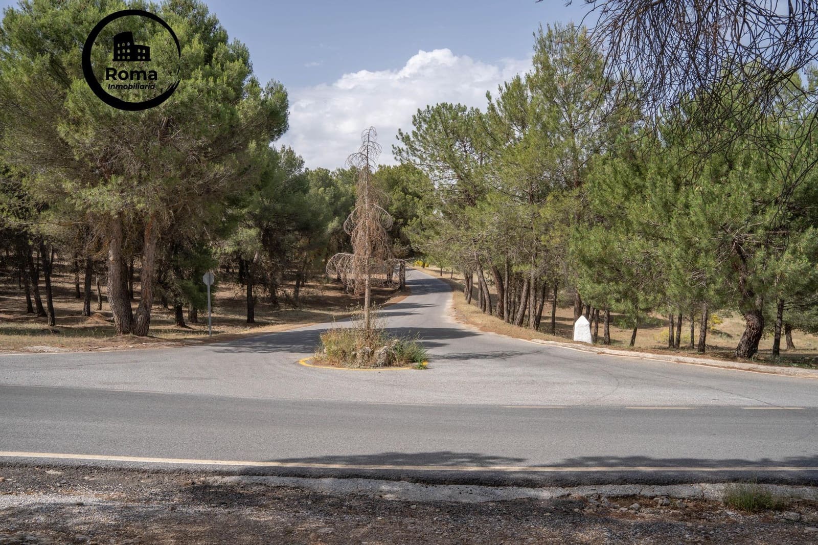 Chalet de 3 habitaciones en La Zubia en venta con piscina garaje - 350.000 € (Ref: 9466056)