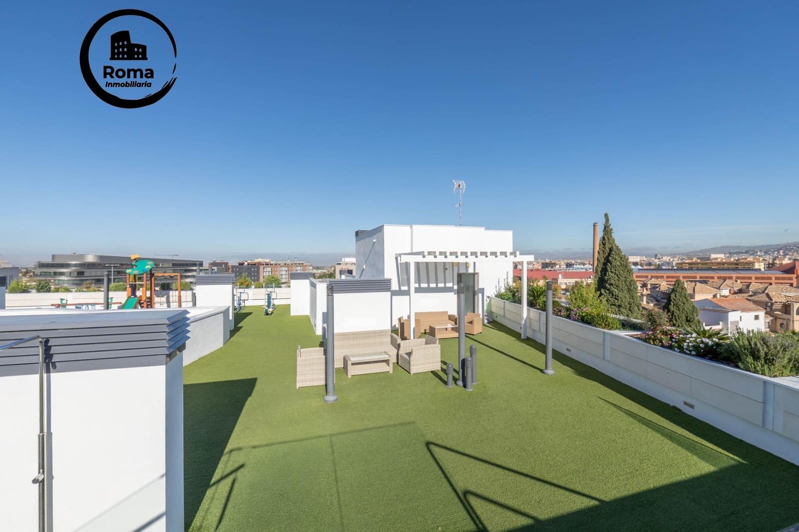 2 sovrum Lägenhet till salu i Armilla med pool garage - 350 000 € (Ref: 9466057)