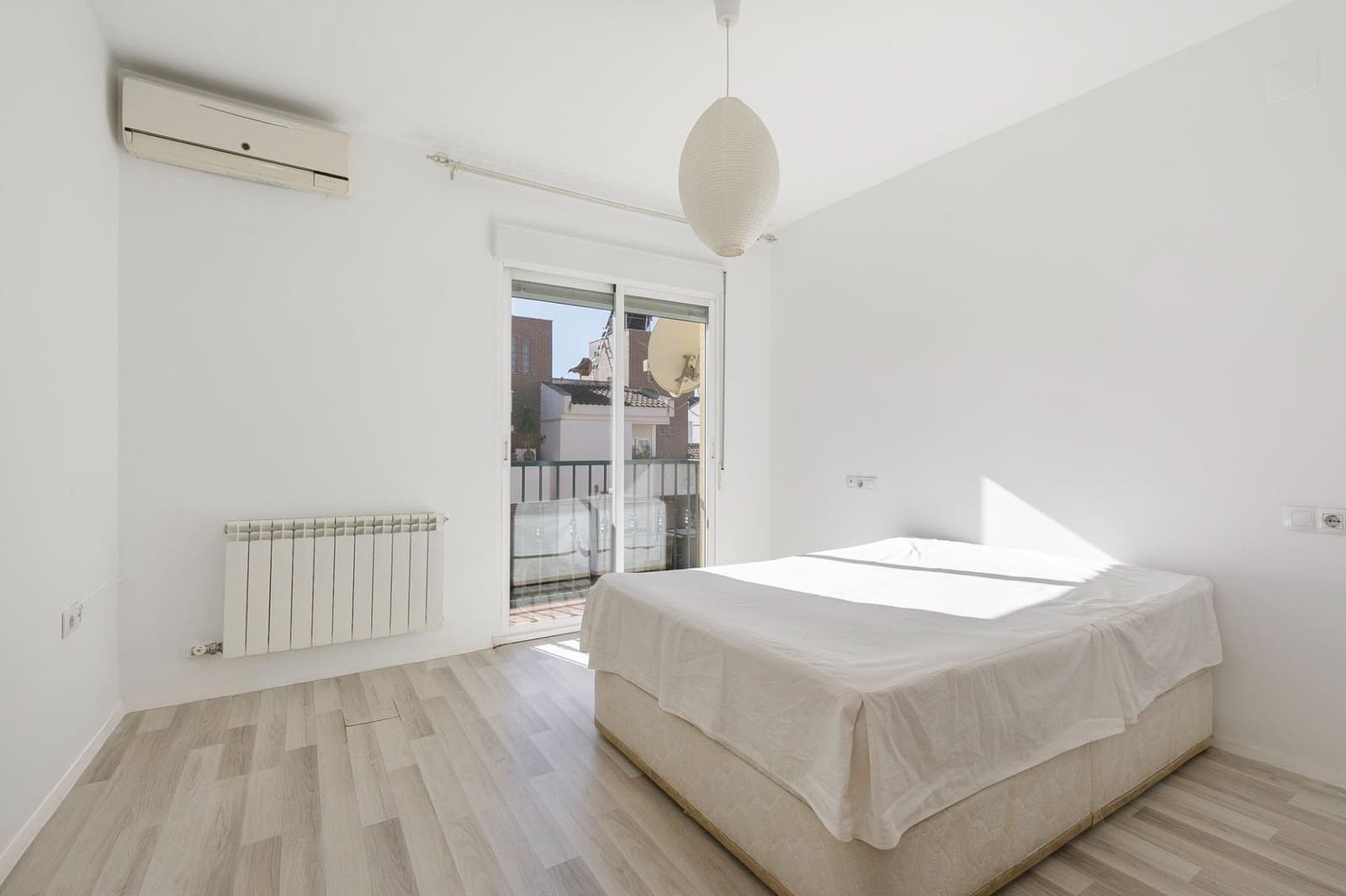 3 quarto Moradia em Banda para venda em Churriana de la Vega com garagem - 289 000 € (Ref: 9473064)