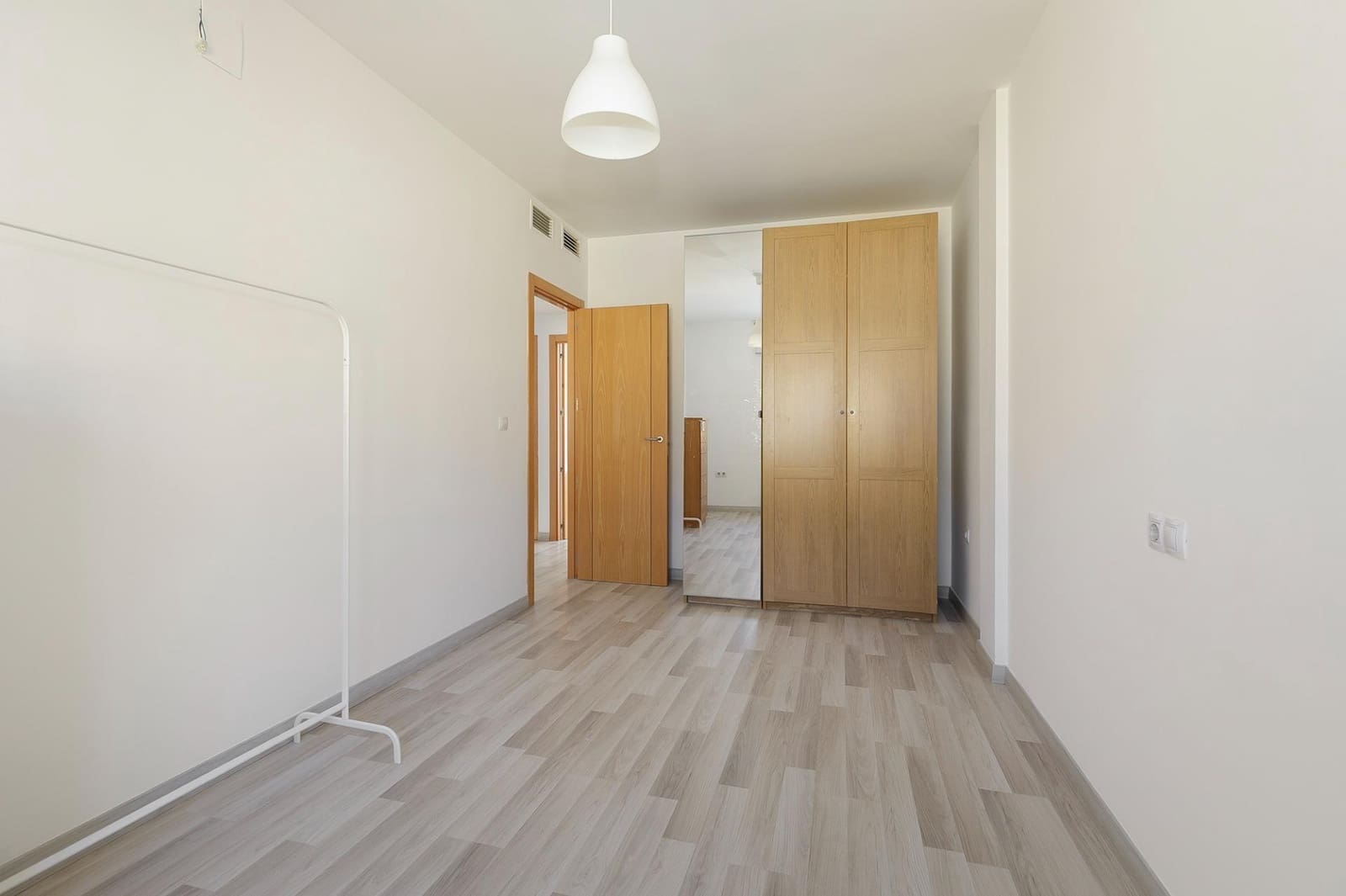 3 quarto Moradia em Banda para venda em Churriana de la Vega com garagem - 289 000 € (Ref: 9473064)